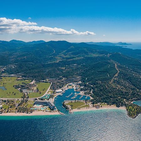 Porto Carras Meliton Hotel Neos Marmaras Exterior foto Aerial view of the resort